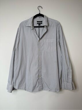 Banana Republic Organic Cotton Men's White and Navy Stripe Button-Up Shirt